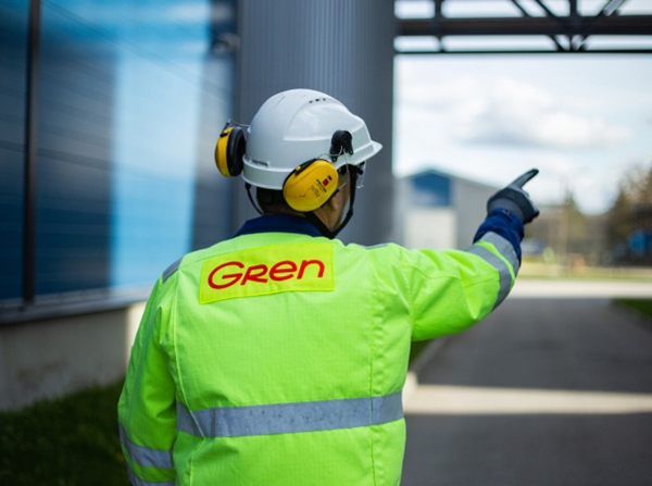 Gren employee
